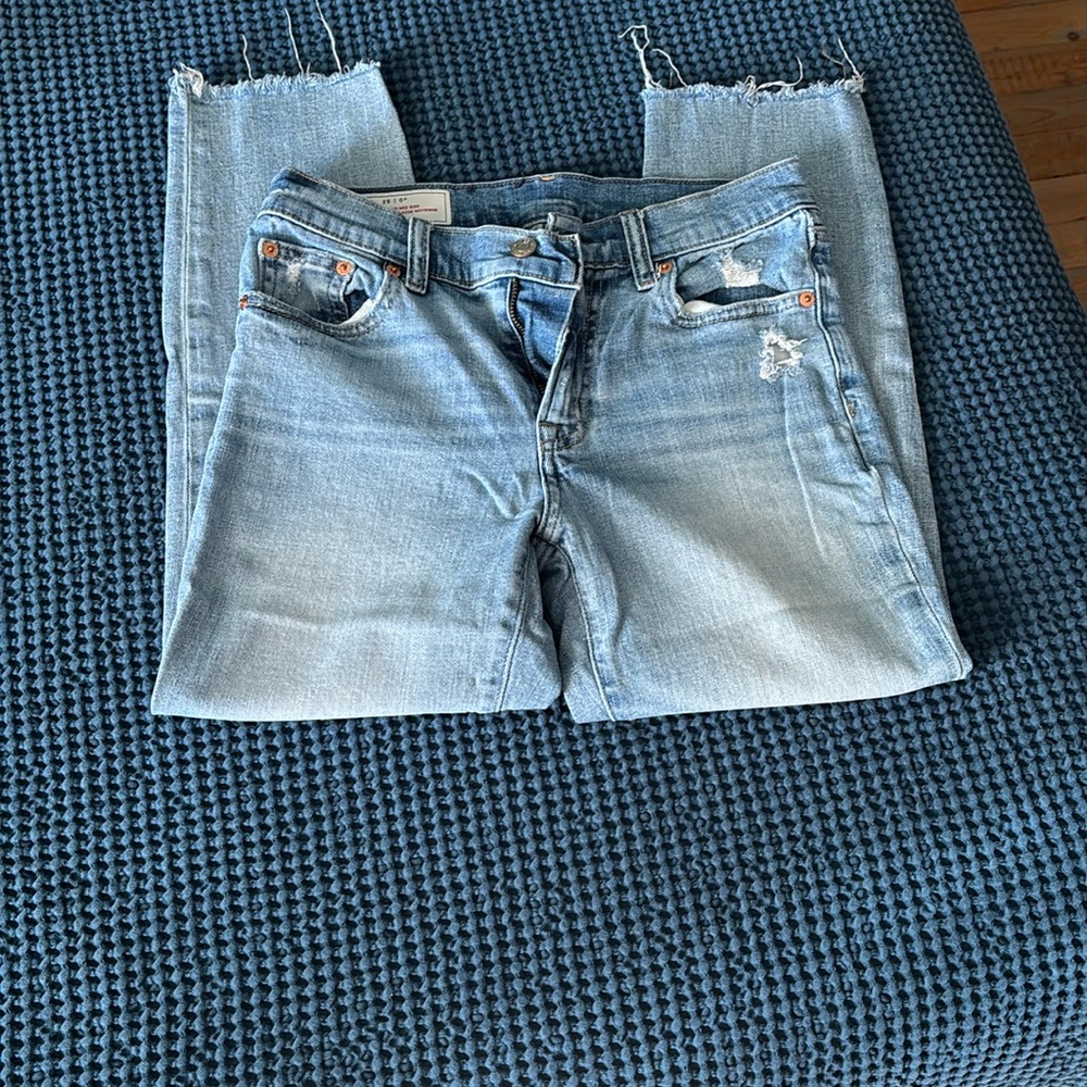 GAP girlfriend jeans size 25 inseam 24"